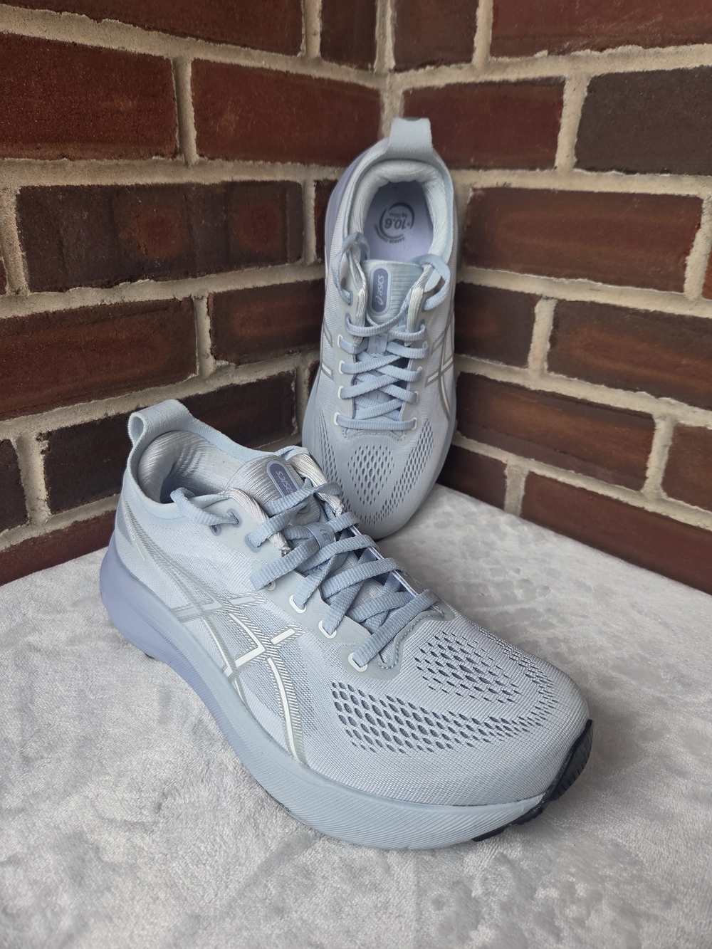 ASICS Gel Kayano 31 Light Blue Running Shoes Women's US 8.5 Stability Sneakers